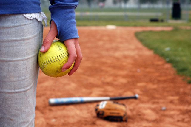 Softball player bat dirt outdoors free wallpaper - medium preview image