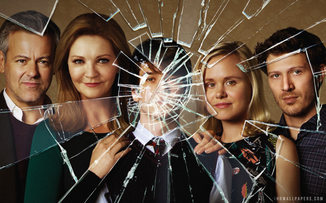 Group people broken glass window free wallpaper - medium preview image