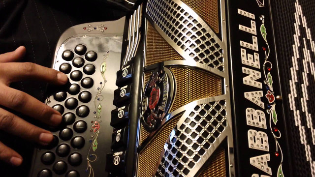 Man playing accordion clock remote free wallpaper - medium preview image