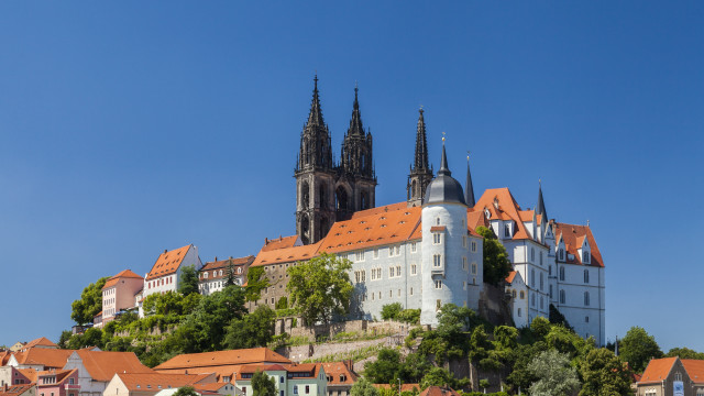 Castle steeple trees blue sky free wallpaper - medium preview image