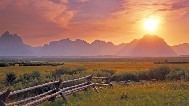 Wooden fence field mountains sunset free wallpaper - medium preview image