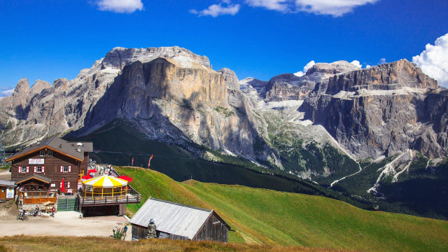 Mountain resort tent people background free wallpaper - medium preview image
