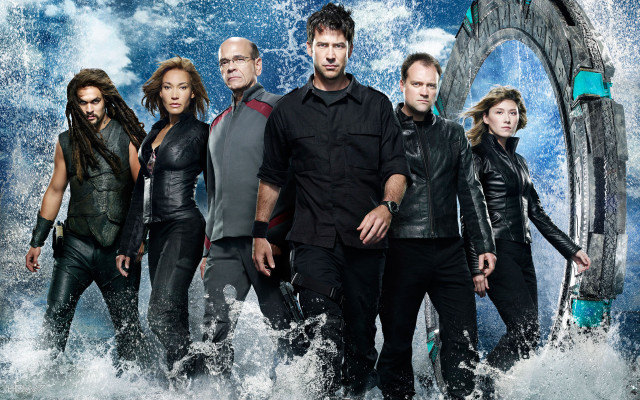 People water clouds ship background free wallpaper - medium preview image