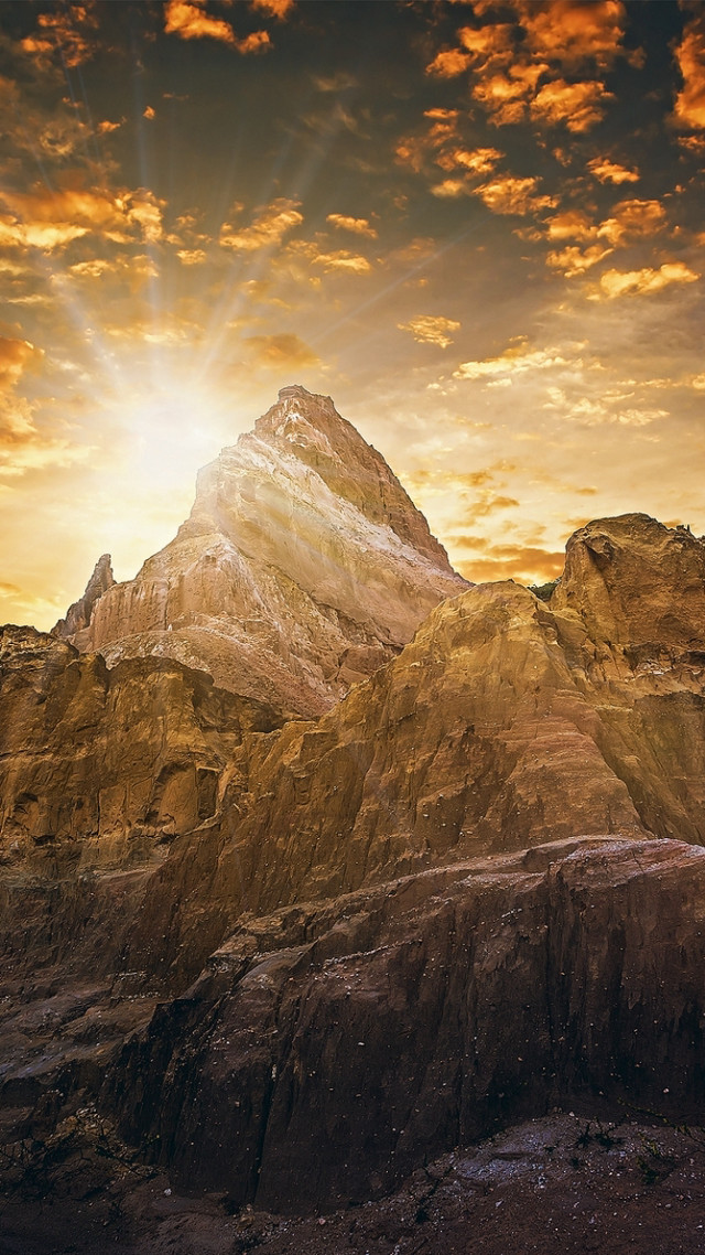 Mountain tall peak sun shining free wallpaper - medium preview image