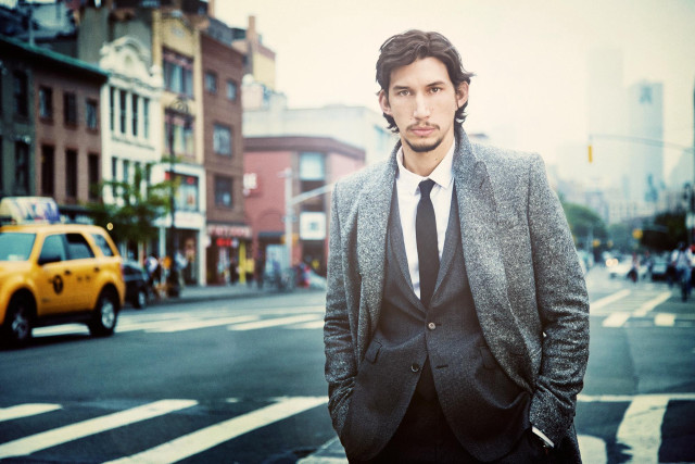 Man suit tie street yellow free wallpaper for desktop - medium preview image