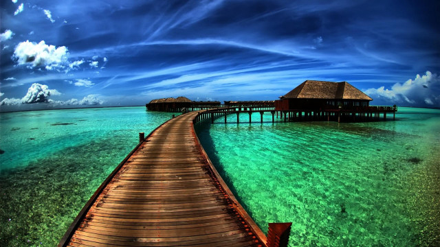 Tropical pier hut clear water free wallpaper - medium preview image