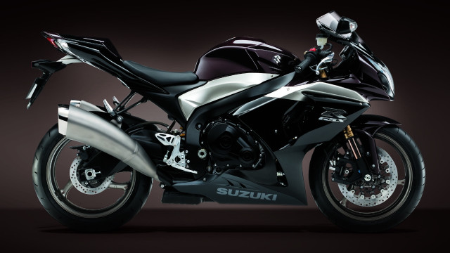 Black silver motorcycle studio setting free wallpaper - medium preview image