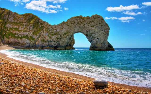 Rock formation beach arch water #2 free wallpaper - medium preview image