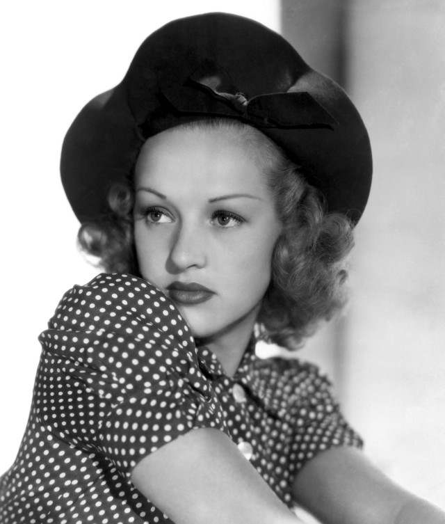 Woman hat polka dot dress free wallpaper - medium preview image