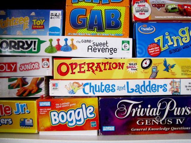 Gamecards stack shelf letterism jigsaw free wallpaper for desktop - medium preview image