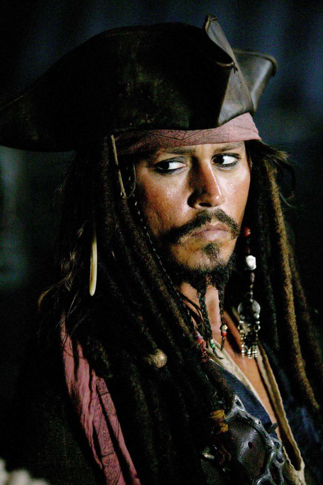 Man dreadlocks hat serious look free wallpaper - medium preview image