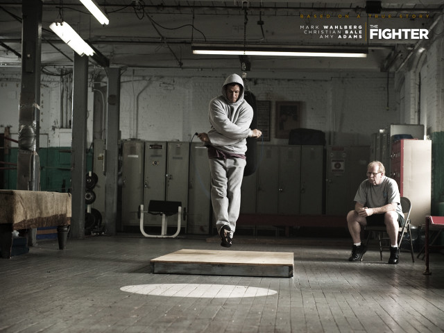 Man practicing swing large room free wallpaper - medium preview image