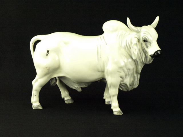 White cow statue black background free wallpaper - medium preview image