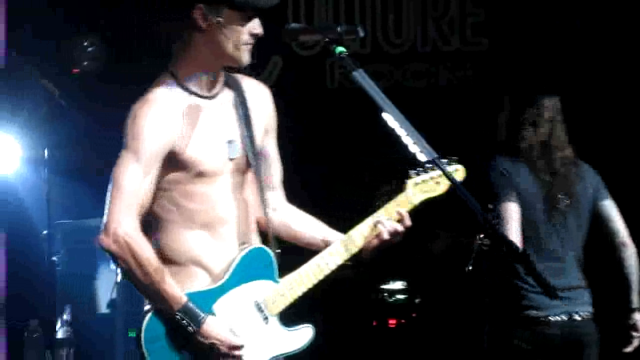 Man shirt guitar stage microphone free wallpaper - medium preview image