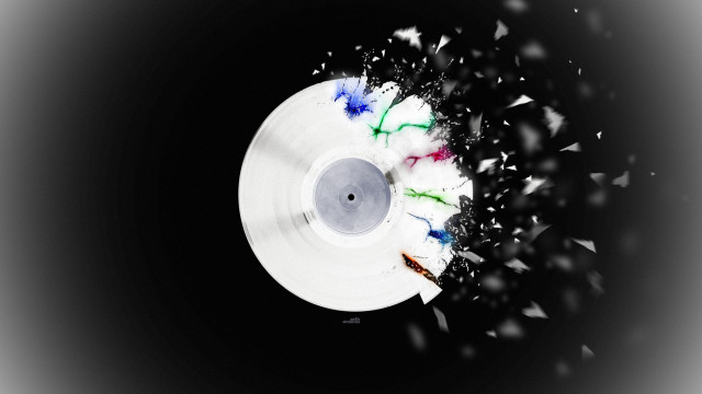 White record hole broken side free wallpaper - medium preview image