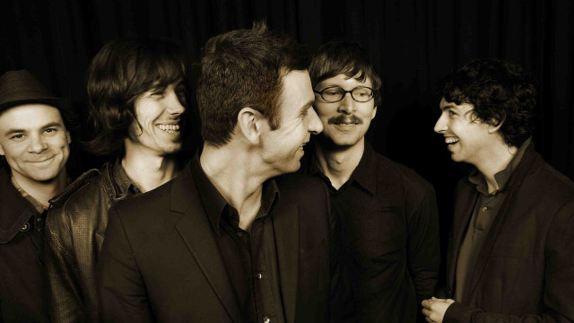 Men group black curtain background free wallpaper - medium preview image