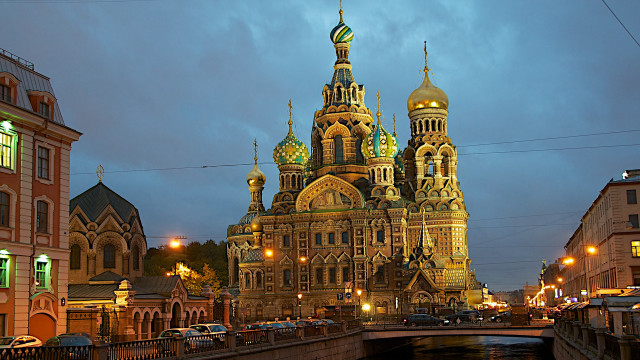 Large building clock tower river #15 free wallpaper - medium preview image