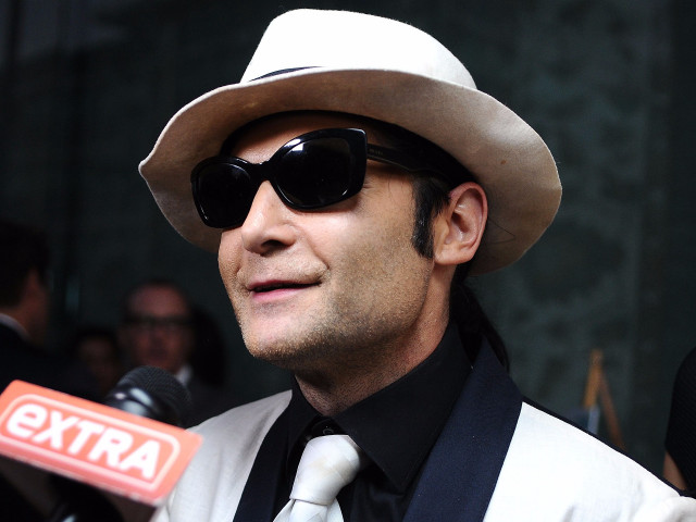 Man hat sunglasses microphone suit free wallpaper - medium preview image