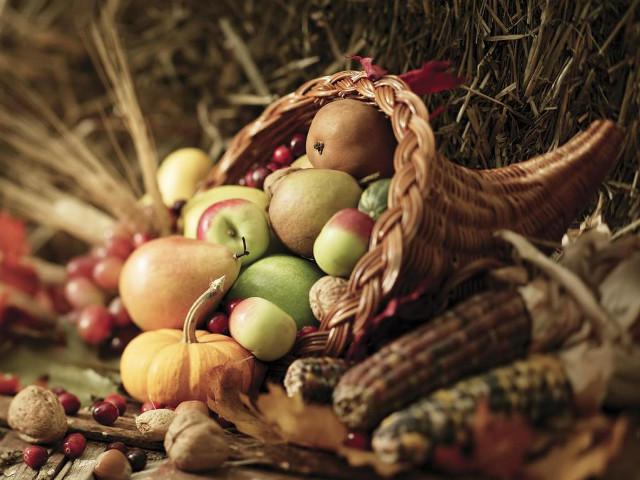 Basket of apples and fruits free wallpaper - medium preview image