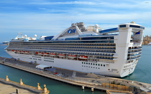 Cruise ship docked dock car free wallpaper - medium preview image