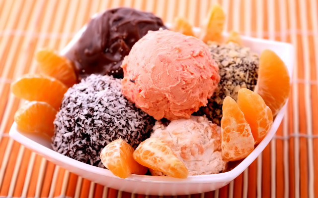 Ice cream fruit table bamboo free wallpaper - medium preview image