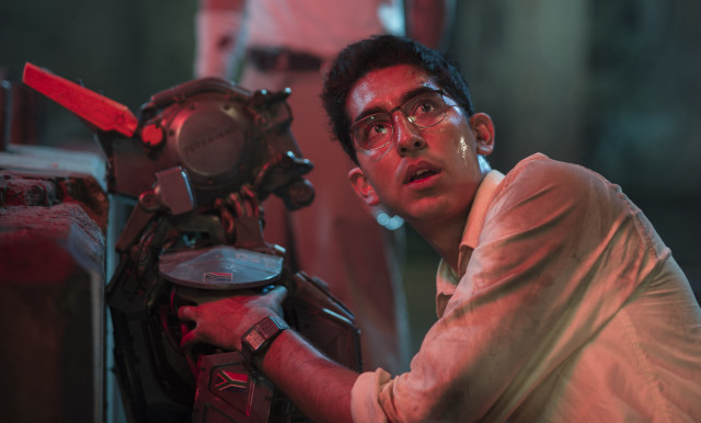Man glasses working machine factory free wallpaper - medium preview image