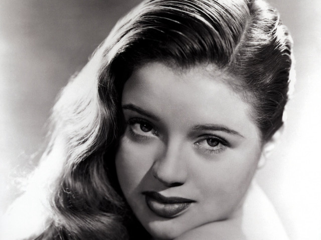 Doris blair black and white free wallpaper - medium preview image