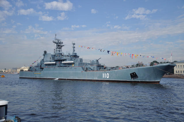 Battleship water dock flag flying free wallpaper - medium preview image