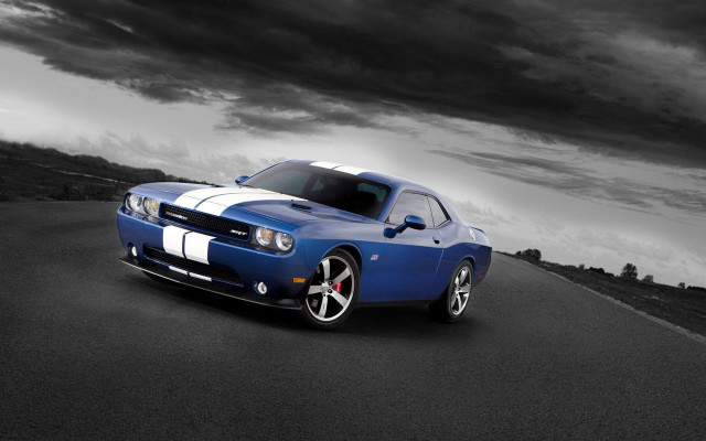 Blue white car cloudy sky #2 free wallpaper - medium preview image