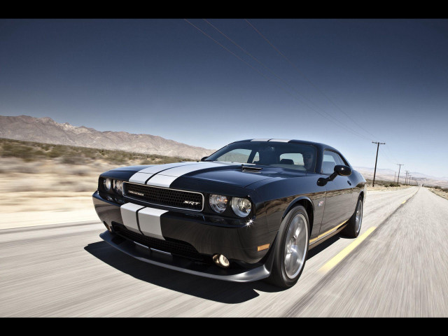 Black white car desert road free wallpaper - medium preview image