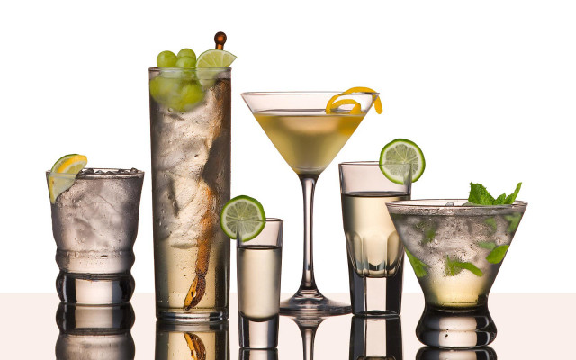 Glasses drinks garnishes tabletop white free wallpaper - medium preview image
