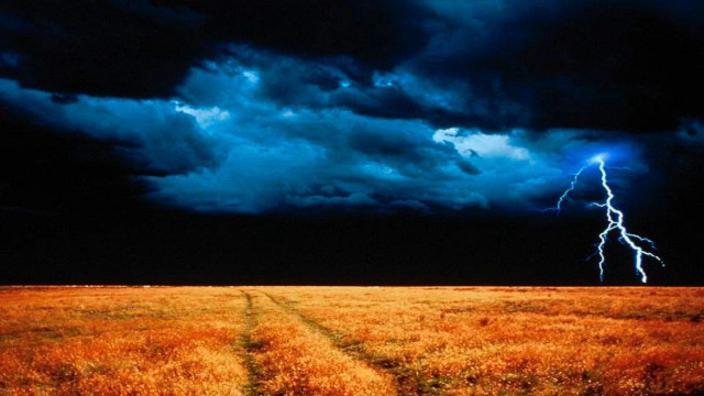 Field path lightning sky grass free wallpaper - medium preview image