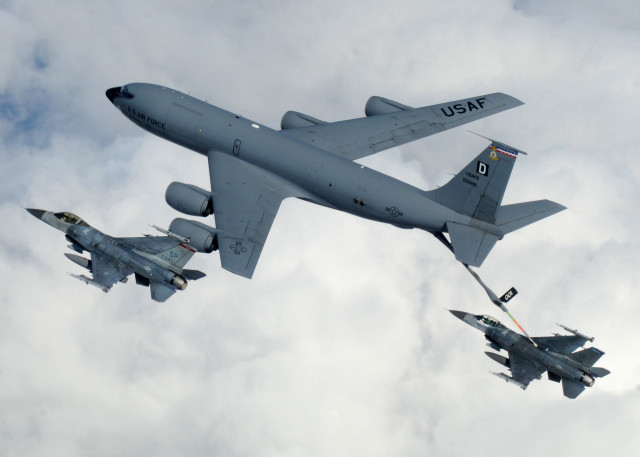 Military plane flying jets us free wallpaper - medium preview image