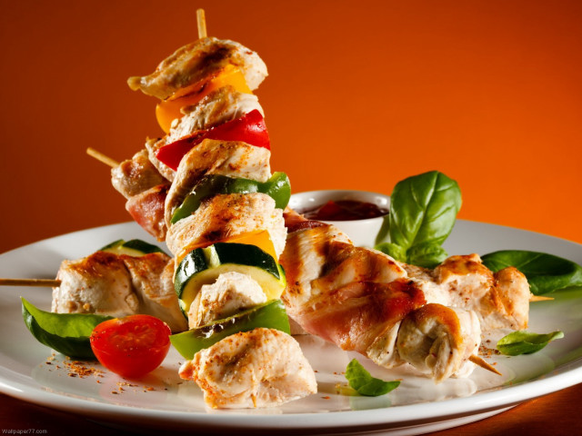Skewered meat vegetables sauce strawberry free wallpaper - medium preview image