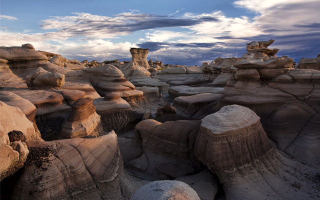 Large group of rocks sky free wallpaper for desktop - medium preview image