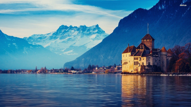 Castle lake mountains blue sky #8 free wallpaper - medium preview image