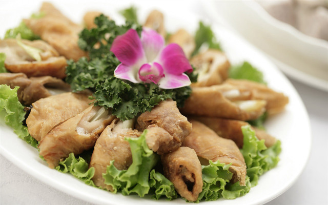Plate food flower top side free wallpaper - medium preview image