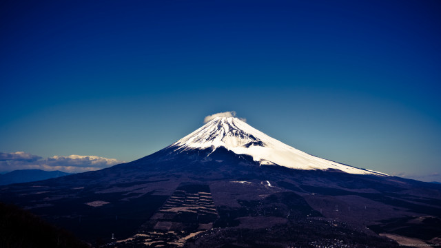 Snow covered mountain clear blue free wallpaper - medium preview image