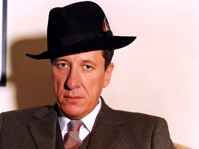Man suit hat tie jacket free wallpaper - medium preview image