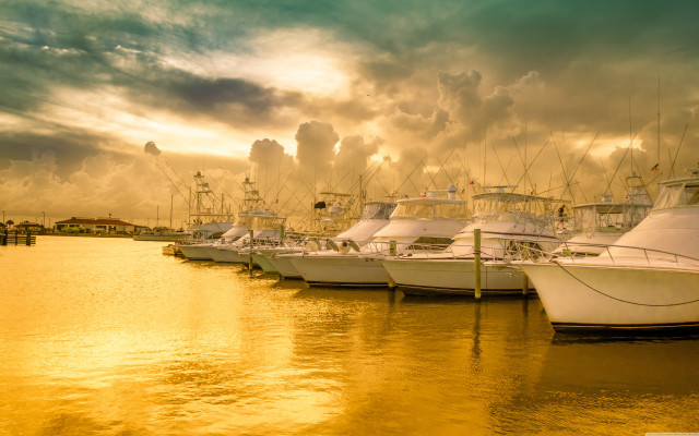 Boats docked harbor sunset dawn #5 free wallpaper - medium preview image