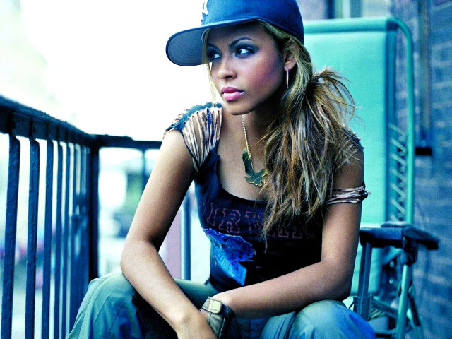 Woman bench baseball cap jeans free wallpaper - medium preview image