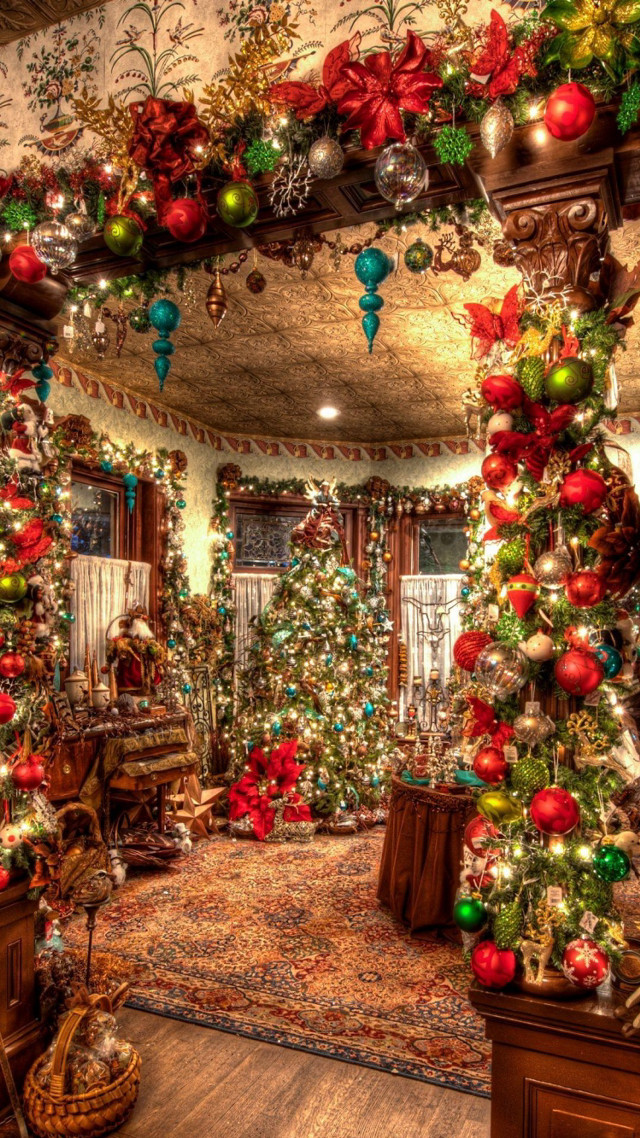 Christmas tree decorated ornaments lights free wallpaper - medium preview image