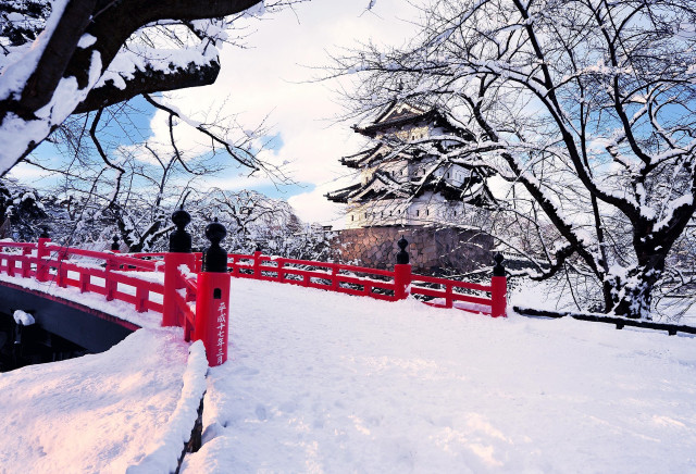 Red bridge snowy river park free wallpaper - medium preview image