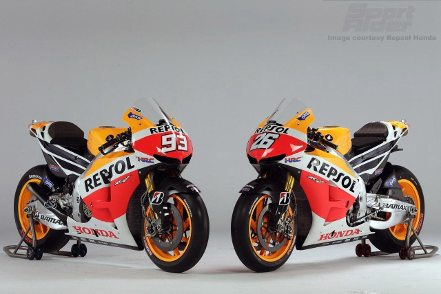 Two motorcycles side by side #2 free wallpaper - medium preview image