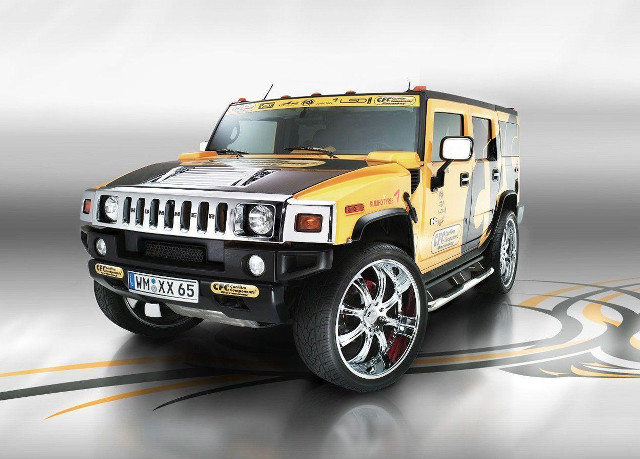 Hummer truck studio photo white free wallpaper - medium preview image