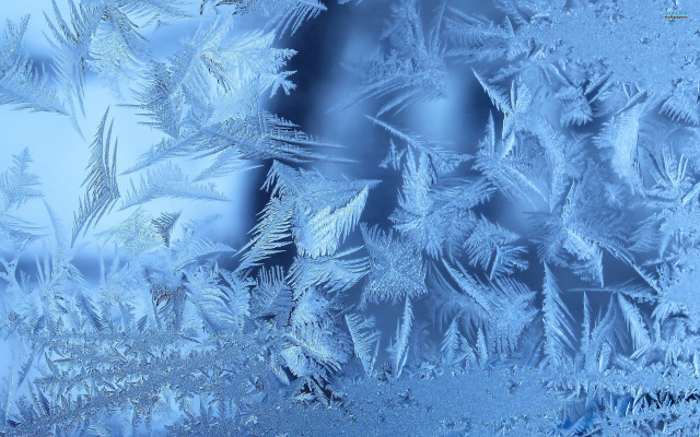 Frosty window blue background sky free wallpaper - medium preview image