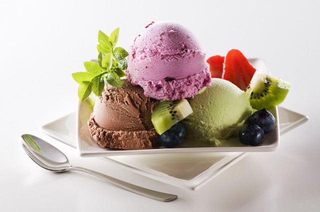 Ice cream fruit spoon white free wallpaper - medium preview image