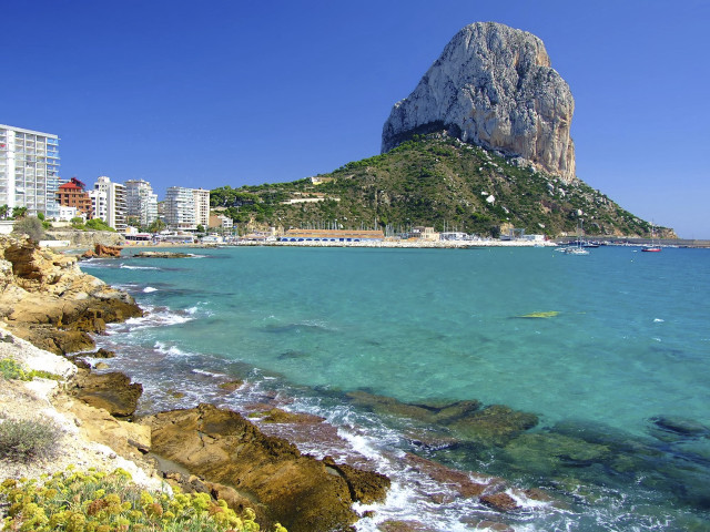 Beach mountain clear water foreground free wallpaper - medium preview image