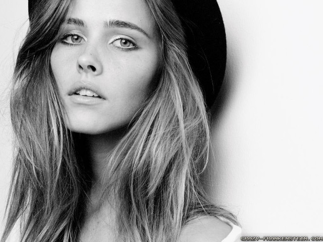 Woman hat longhair blackwhite photo free wallpaper - medium preview image