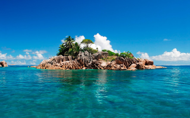 Small island ocean palm trees free wallpaper - medium preview image